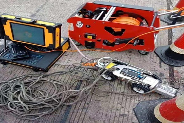 喀左CCTV管道检测机器人